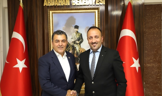 Serhat Ardahan sporun yeni başkanından Belediye başkanına ziyaret