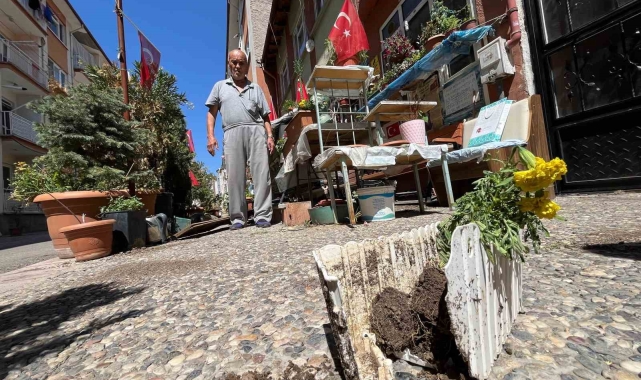 Sevgililer ve Aşıklar Parkı talan edildi