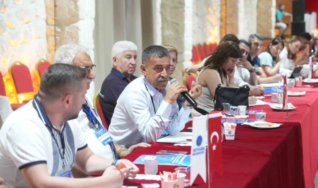 Seyhan Belediyesi'nden 'Esnaf ve Sanatkarlar Çalıştayı'
