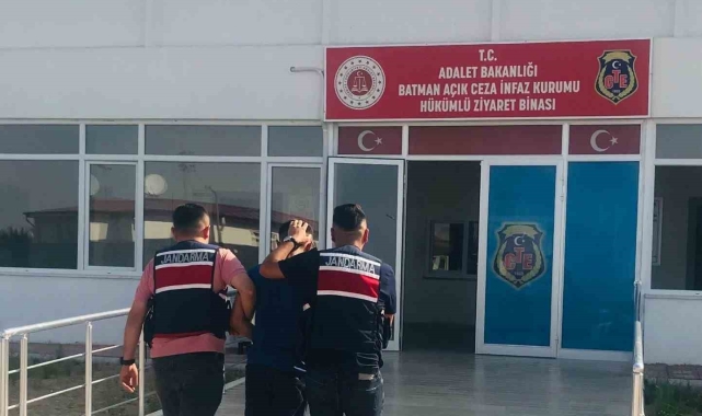 Siirt'te hırsızlık suçundan aranan firari yakalandı