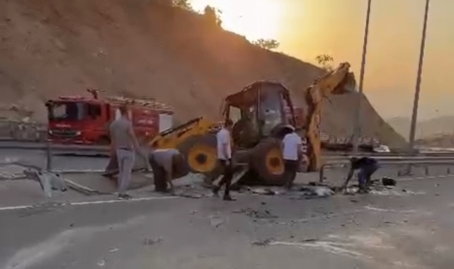 Siirt'te yol kenarına savrulan kepçenin sürücüsü yaralandı