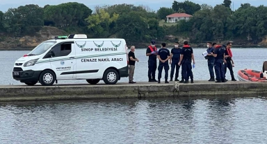 Sinop'ta denizde erkek cesedi bulundu