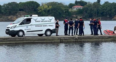 Sinop'ta denizde erkek cesedi bulundu