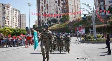 Şırnak'ta 30 Ağustos Zafer Bayramı coşku ile kutlandı