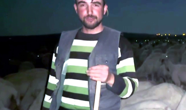 Sivas'ta dev yılan korkuttu