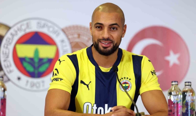 Sofyan Amrabat: "Ligi kazanmak için son saniyeye kadar çalışacağız"