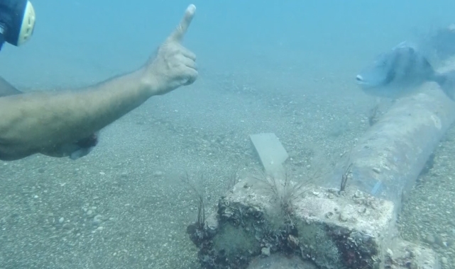 Sualtında parmak ısırtan arkadaşlık