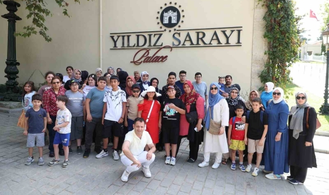 Sultangazi Belediyesi engelli bireylere Yıldız Sarayı'nı gezme fırsatı sundu