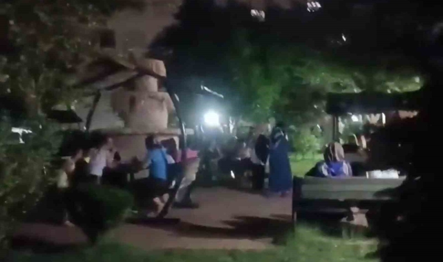 Suriye'deki 5,2'lik deprem Gaziantep'te hissedildi, vatandaşlar sokağa döküldü