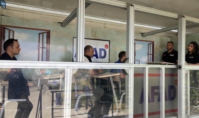 Susuz'da AFAD deprem farkındalık tırı etkinliği