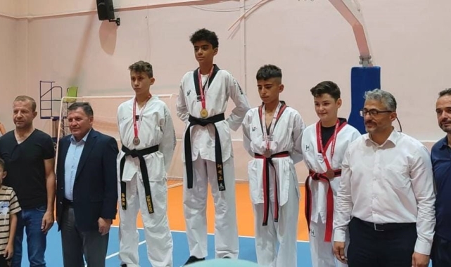 Talas Sporcu Fabrikasının Tekvando başarısı