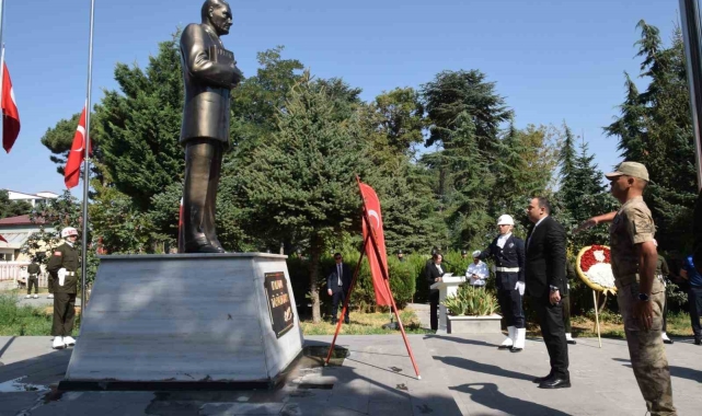 Tatvan'da 30 Ağustos Zafer Bayramı coşkuyla kutlandı