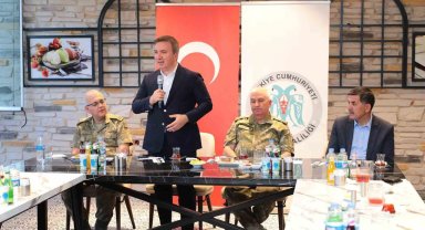 Tayini çıkan ve emekli olan komutanlar için veda programı