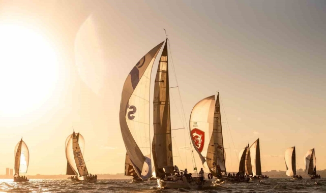 TAYK-Slam Eker Olympos Regatta Yelken Festivali'nde Yat Sınıfı Yarışları 28 takımla başladı