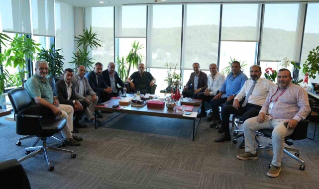 TFF 3. Lig kulüp başkanları, TFF Başkanı Hacıosmanoğlu'nu ziyaret etti