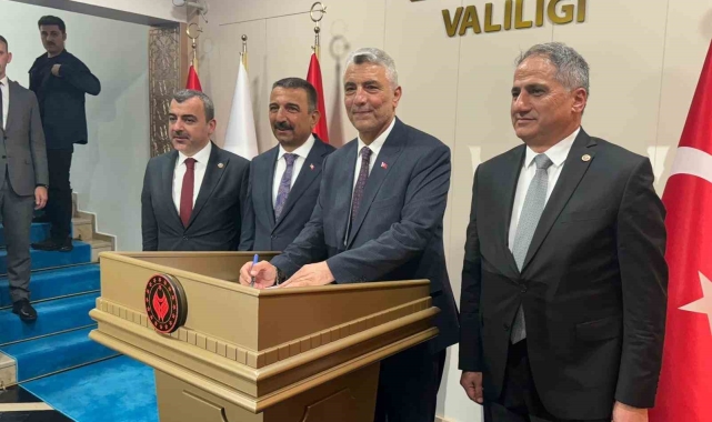 Ticaret Bakanı Bolat, Zonguldak Valiliği'ni ziyaret etti