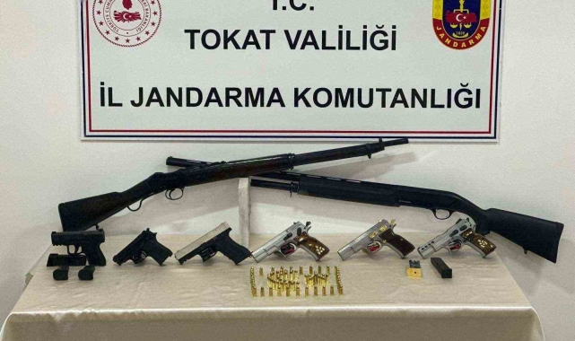 Tokat'ta jandarmadan uyuşturucu ve silah operasyonu: 4 kişi tutuklandı