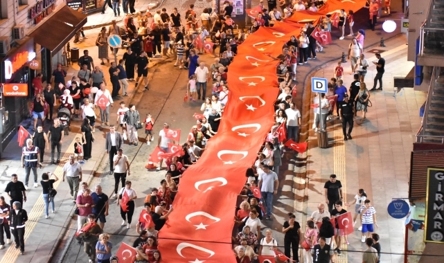 Trabzon ve Giresun'da fener alayı düzenlendi