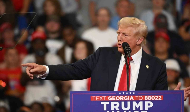 Trump, yaklaşık 1 yıl sonra X'te paylaşım yaptı