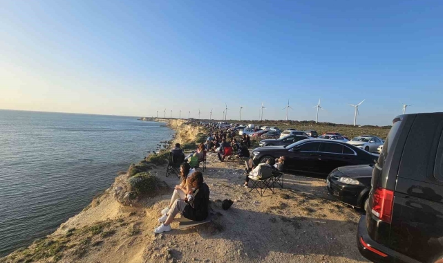 Turizm merkezi Bozcaada'da yangın riski nedeniyle Polente Feneri'ne girişler yasaklandı