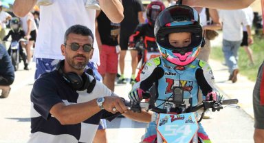 Türkiye Süpermoto Şampiyonası Uşak'ta yapıldı