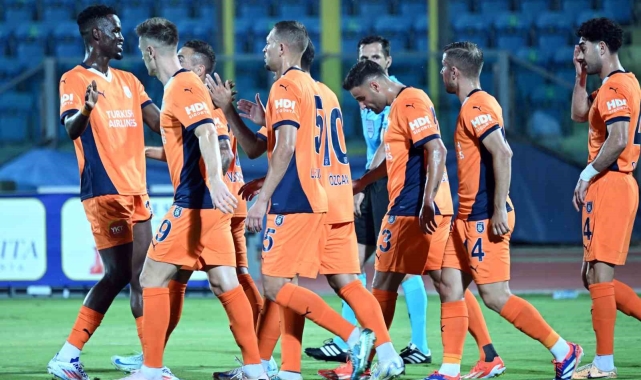 UEFA Avrupa Konferans Ligi: La Fiorita: 0 - RAMS Başakşehir: 4