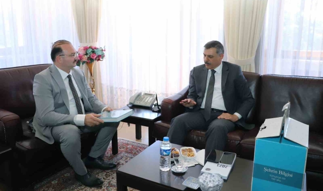 Vali Çiftçi'den Rektör'e Hacımüftüoğlu'na iade-i ziyaret