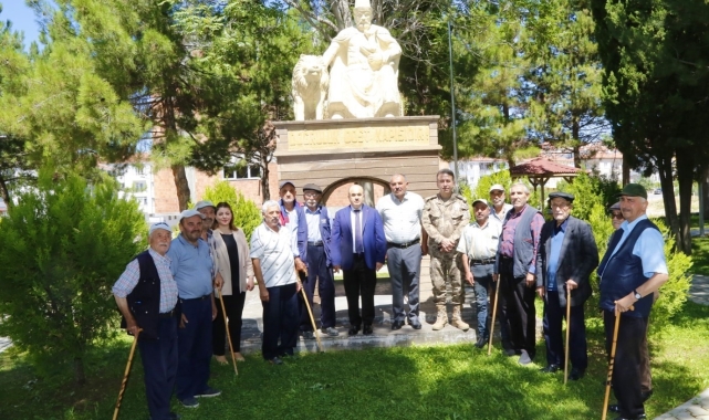 Vali Dağlı, kanaat önderleriyle bir aya geldi