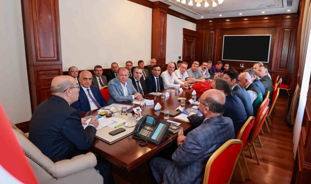 Vali Demirtaş, "Bursa'nın topraklarında yetişen her bir ürün milli birer servet"