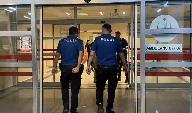 Yaşı küçük çocuklar tekme tokat dövdü