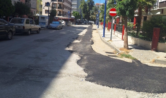 Yunusemre'de bozulan yollar yenileniyor