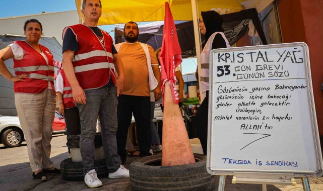 Zeytinyağı fabrikası işçileri 53 gündür grevde, yönetim Tariş'te fason üretimde