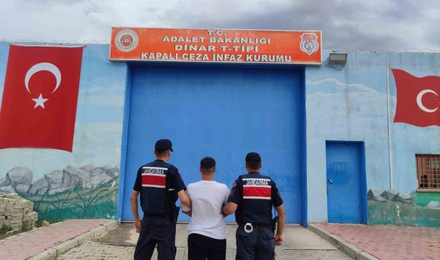 3 yıl 4 ay hapis cezasıyla aranan şahsı jandarma yakaladı