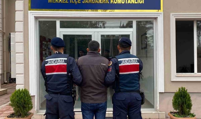 3 yıl hapis cezasıyla aranan şahıs yakalandı