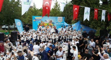302 çocuk sünnet oldu