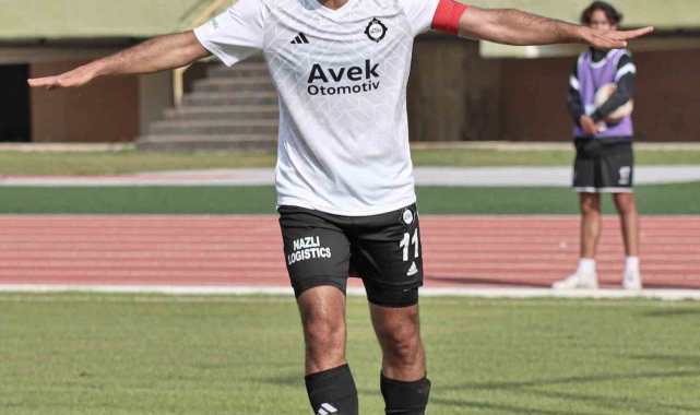 43 yaşındaki Murat Uluç, rekorlara doymuyor