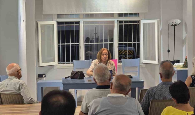 Adana Sanat Evi'nde Dil Devrimi Kutlaması