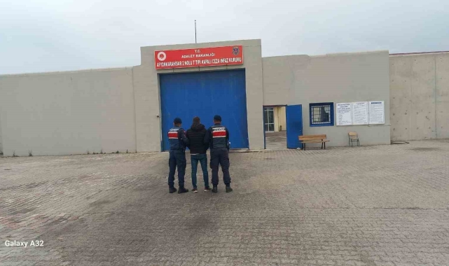 Afyonkarahisar'da kaçak şahıs yakalandı