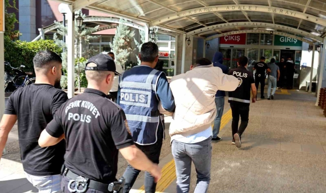 Aksaray'da kapora dolandırıcıları operasyonla yakalandı