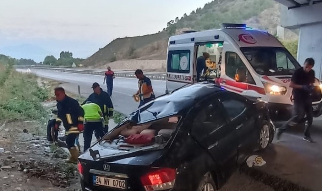 Amasya'da otomobil takla attı: 3 yaralı
