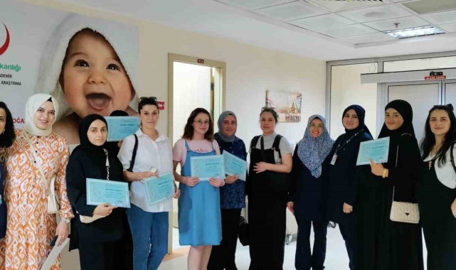 Anne adayları 'Gebe Okulu' eğitimleri ile bilinçleniyor