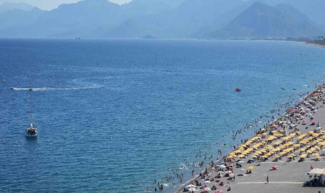 Antalya'yı 2024'ün ilk 8 ayında yaklaşık 12 milyon kişi ziyaret etti