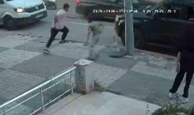 Arkadaşların şakalaşması kazayla sonuçlandı: O anlar kamerada