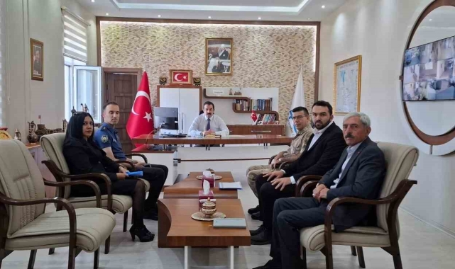 Arpaçay'da eğitim öğretim yılı hazırlık çalışmaları toplantısı yapıldı