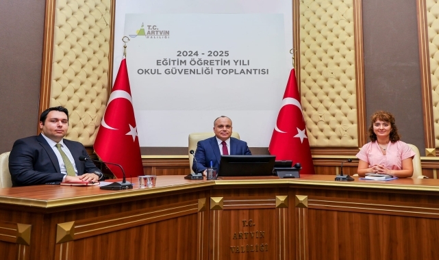 Artvin'de 2024-2025 eğitim-öğretim yılı okul güvenliği toplantısı yapıldı