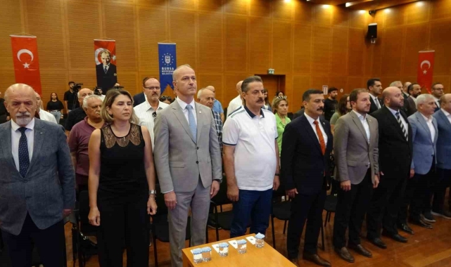 Artvin Vakfı'nda Adnan Demirci güven tazeledi