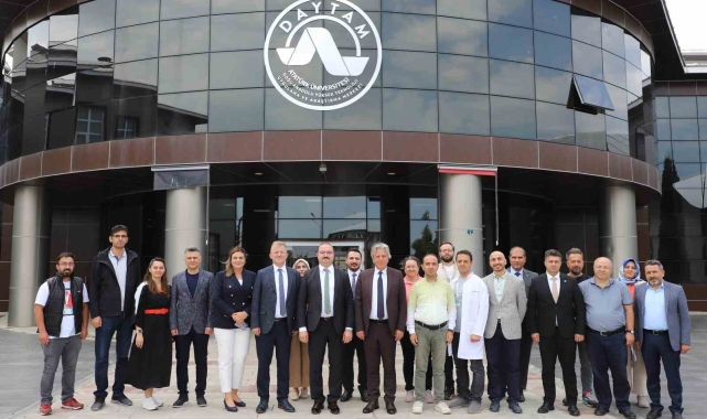 Atatürk Üniversitesi DAYTAM'da devir teslim