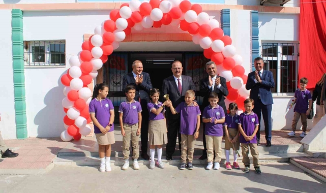 Aydın'da ilk ders zili çaldı, 184 bin öğrenci ders başı yaptı