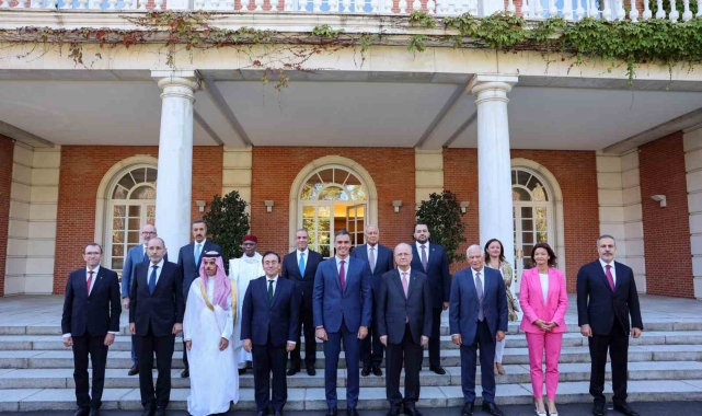 Bakan Fidan, İspanya Başbakanı Sanchez ile görüştü