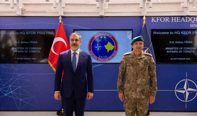 Bakan Fidan, NATO Kosova Barış Gücü karargahını ziyaret etti